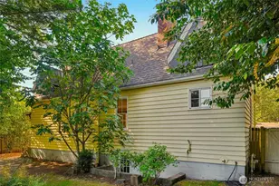 739 N 165th St, Shoreline, WA 98133 - Photo 26