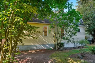 739 N 165th St, Shoreline, WA 98133 - Photo 24