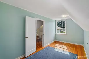 739 N 165th St, Shoreline, WA 98133 - Photo 16