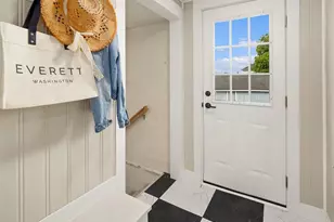 2001 Rainier Ave, Everett, WA 98201 - Photo 10