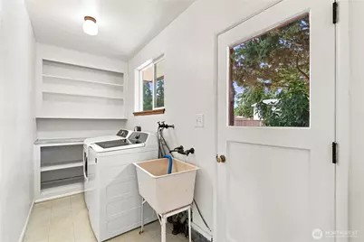 8825 36th Street W, University Place, WA 98466 - Photo 12