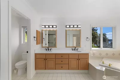 1642 204th Avenue NE, Sammamish, WA 98074 - Photo 22