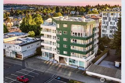 4528 8th Avenue NE #3C, Seattle, WA 98105 - Photo 2