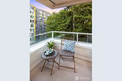 4528 8th Avenue NE #3C, Seattle, WA 98105 - Photo 12