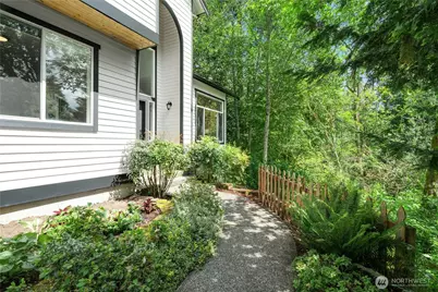 6326 247th Avenue NE, Redmond, WA 98053 - Photo 2
