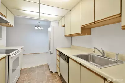 700 N 160th Street #A314, Shoreline, WA 98133 - Photo 8