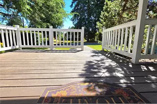 10002 Oak Ln SW, Lakewood, WA 98499 - Photo 4