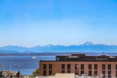 450 S Main Street #809, Seattle, WA 98104 - Photo 34
