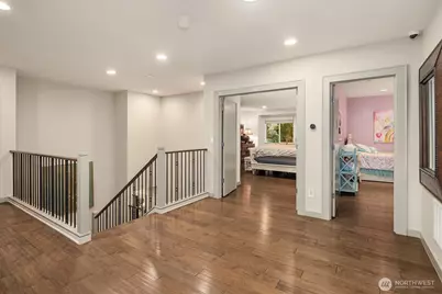 3745 88th Avenue SE, Mercer Island, WA 98040 - Photo 16