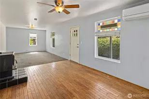 401 S 1st St, Roslyn, WA 98941 - Photo 14