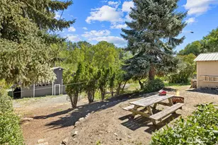 401 S 1st St, Roslyn, WA 98941 - Photo 12