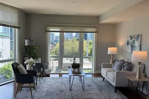 699 John St, Seattle, WA 98109 - Photo 4
