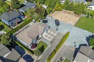 208 Lilly Ln, Mount Vernon, WA 98274 - Photo 38