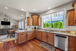 208 Lilly Ln, Mount Vernon, WA 98274 - Photo 18