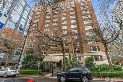 1017 Minor Avenue #702, Seattle, WA 98104 - Photo 2