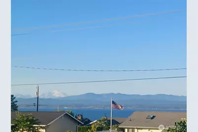 317 Teresa Street, Camano Island, WA 98282 - Photo 2