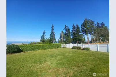 317 Teresa Street, Camano Island, WA 98282 - Photo 26