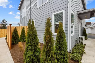 2217 Hoyt Avenue #B, Everett, WA 98201 - Photo 20