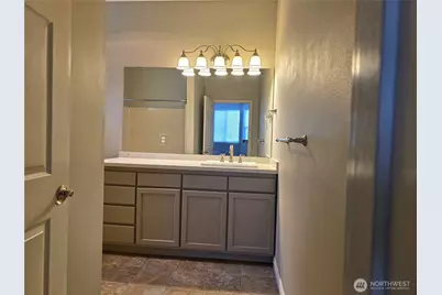 10025 9th Avenue W #D-101, Everett, WA 98204 - Photo 30