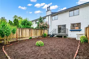 4201 NE 5th St, Renton, WA 98059 - Photo 30
