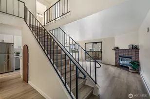 4201 NE 5th St, Renton, WA 98059 - Photo 4