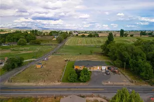 1811 Beam Rd, Granger, WA 98932 - Photo 8