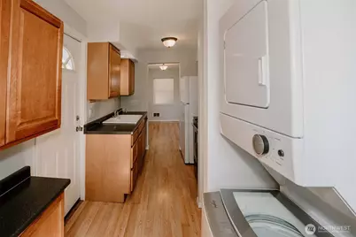 2220 Summit Avenue, Everett, WA 98201 - Photo 16