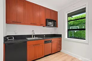 9632 Lake Washington Blvd NE, Bellevue, WA 98004 - Photo 34