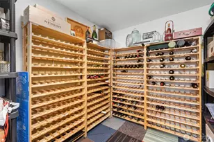 2400 E Howell St, Seattle, WA 98122 - Photo 30