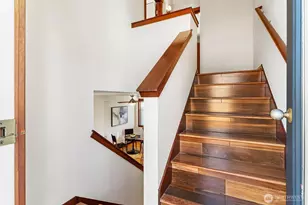 2400 W Boston St, Seattle, WA 98199 - Photo 14