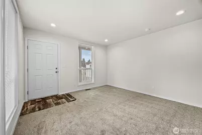 507 131st Street E #L, Tacoma, WA 98445 - Photo 6