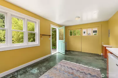 8395 NE Oddfellows, Bainbridge Island, WA 98110 - Photo 28