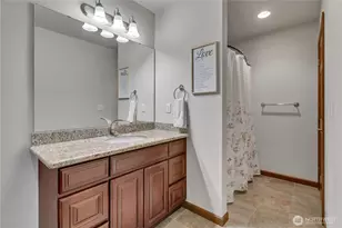 10908 177th Ave Ct E, Bonney Lake, WA 98391 - Photo 34