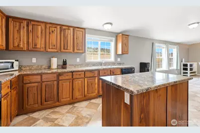 271 Paint Horse Road, Yakima, WA 98901 - Photo 14