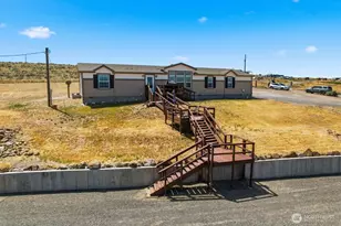 271 Paint Horse Rd, Yakima, WA 98901 - Photo 2