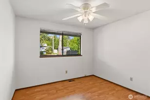 25248 111 Ave SE, Kent, WA 98030 - Photo 26