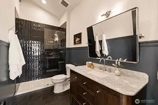 909 32nd Ave S, Seattle, WA 98144 - Photo 18