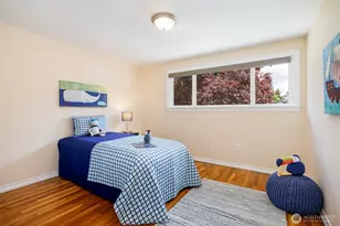 14101 Phinney Ave N, Seattle, WA 98133 - Photo 16