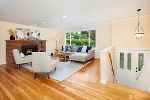 14101 Phinney Ave N, Seattle, WA 98133 - Photo 2