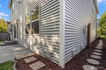 7825 Cortland Ave SE, Snoqualmie, WA 98065 - Photo 28