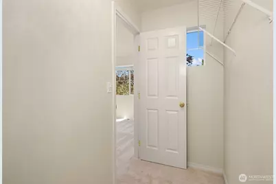7825 Cortland Ave SE, Snoqualmie, WA 98065 - Photo 16
