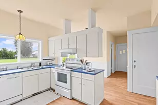 17734 McLean Rd, Mount Vernon, WA 98233 - Photo 12