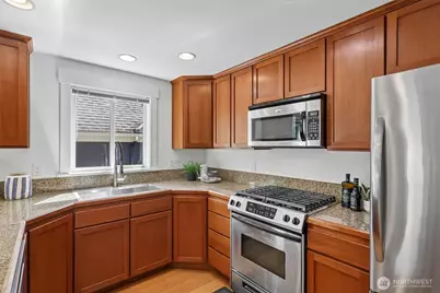 938 NW 51st Street, Seattle, WA 98107 - Photo 14