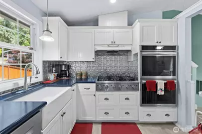 3963 Fischer Park Avenue NE, Bremerton, WA 98310 - Photo 12
