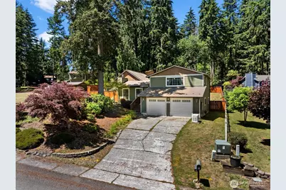 3963 Fischer Park Avenue NE, Bremerton, WA 98310 - Photo 2