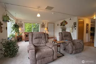 10 Danielle Ct, Sequim, WA 98382 - Photo 2