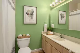 405 240th St SW, Bothell, WA 98021 - Photo 22