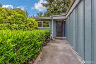 7109 106th St E, Puyallup, WA 98373 - Photo 2