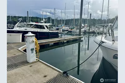 141 Parfitt Way SW #A6, Bainbridge Island, WA 98110 - Photo 24