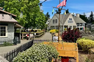 141 Parfitt Way SW, Bainbridge Island, WA 98110 - Photo 12